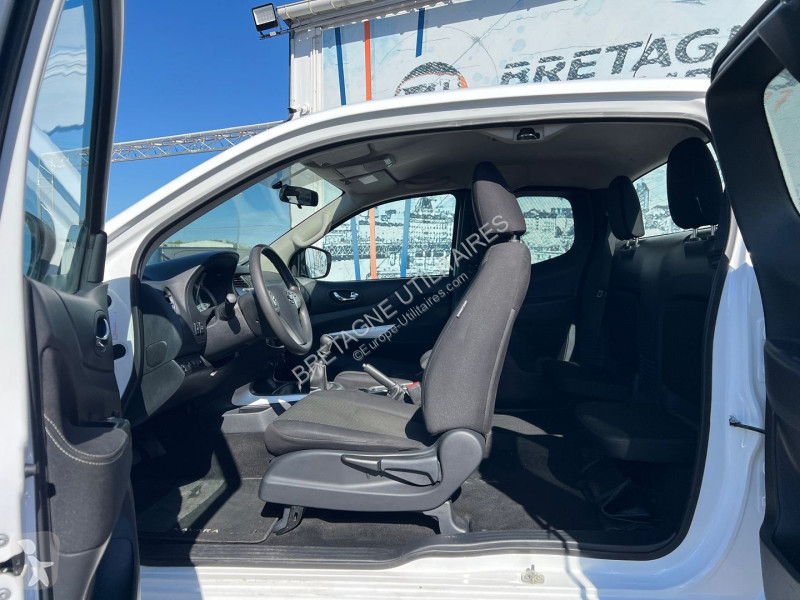 Véhicule utilitaire Nissan NAVARA 2.3 DCI 160CH...