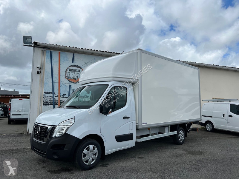 Furgoneta Nissan INTERSTAR CCB CAISSE 22 M3...