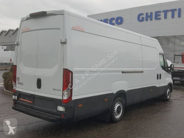 Furgoneta Iveco Daily 35S16