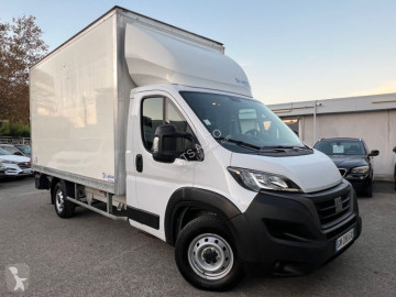 Utilitaire caisse grand volume Fiat