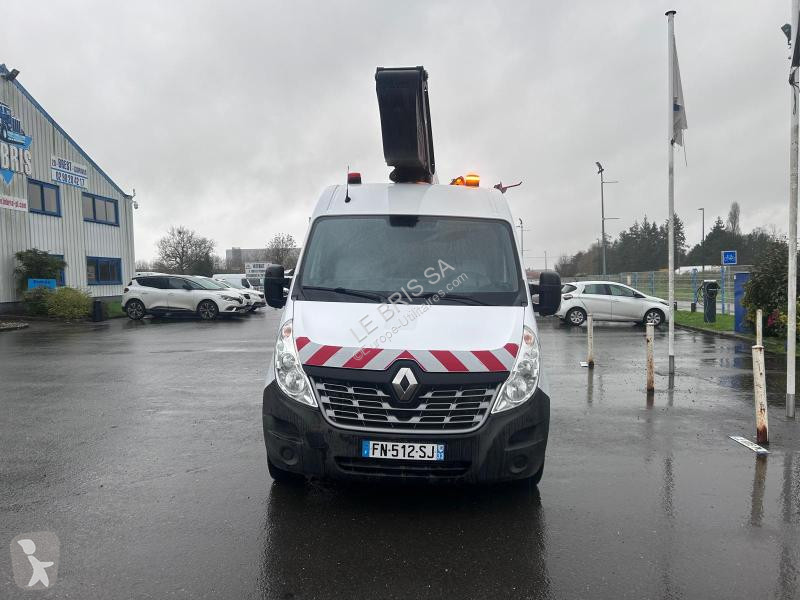 Véhicule utilitaire Renault 130cv