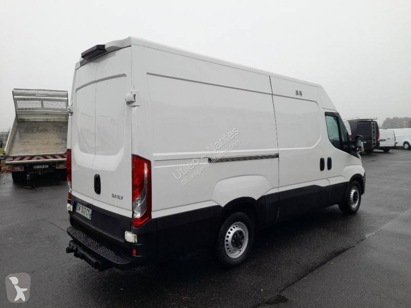 Furgoneta Iveco