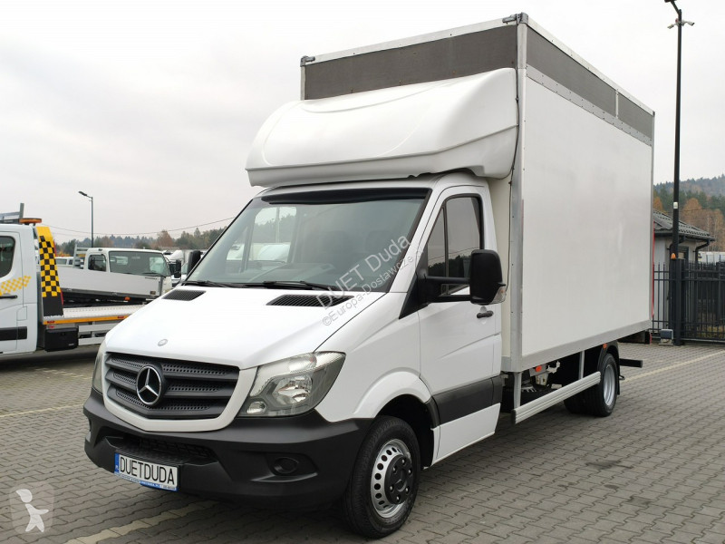 Autoutilitară Mercedes
