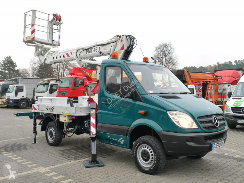 Véhicule utilitaire Mercedes
