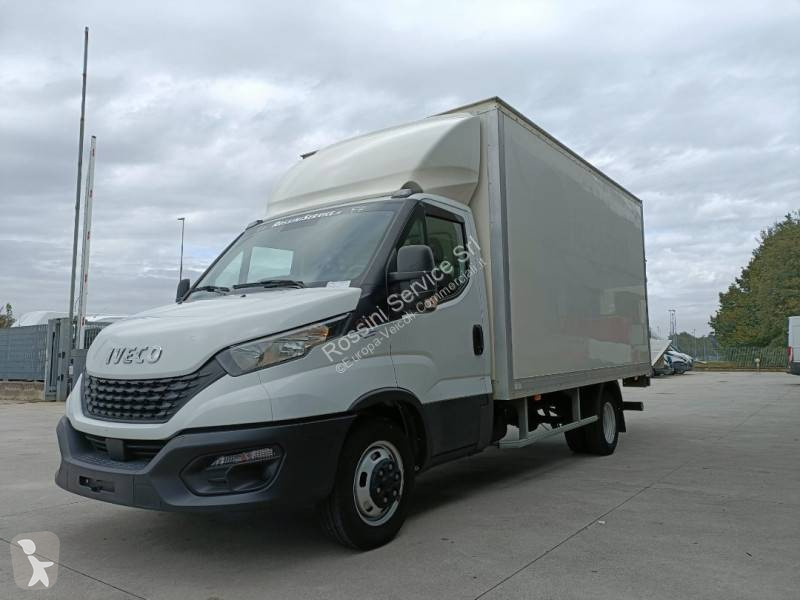 Véhicule utilitaire Iveco