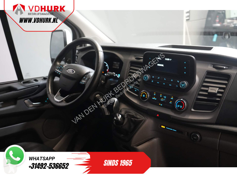 Furgoneta Ford Tourneo 2.0 TDCI € 30.182,-...
