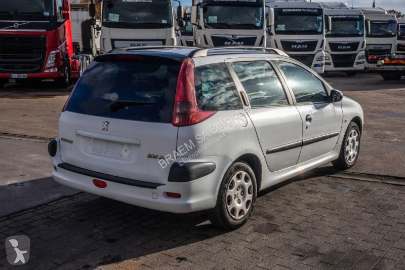 Véhicule utilitaire Peugeot SW