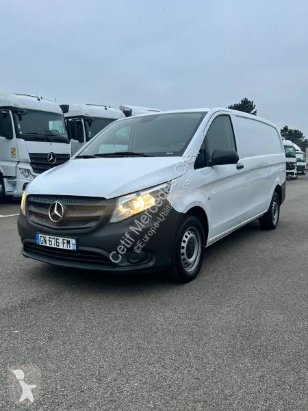 Furgoneta Mercedes
