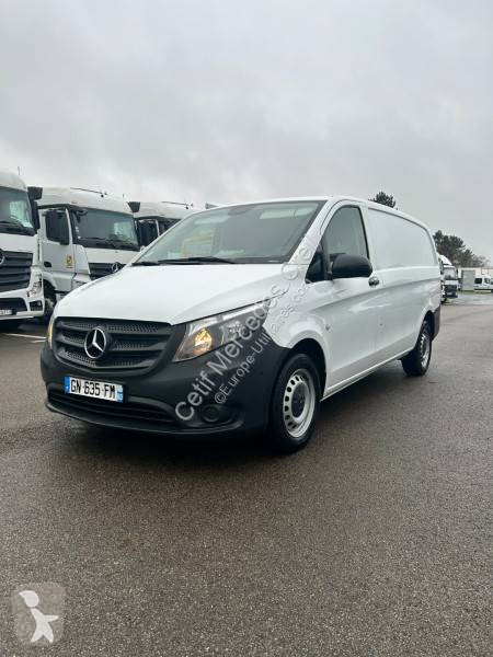 Furgoneta Mercedes