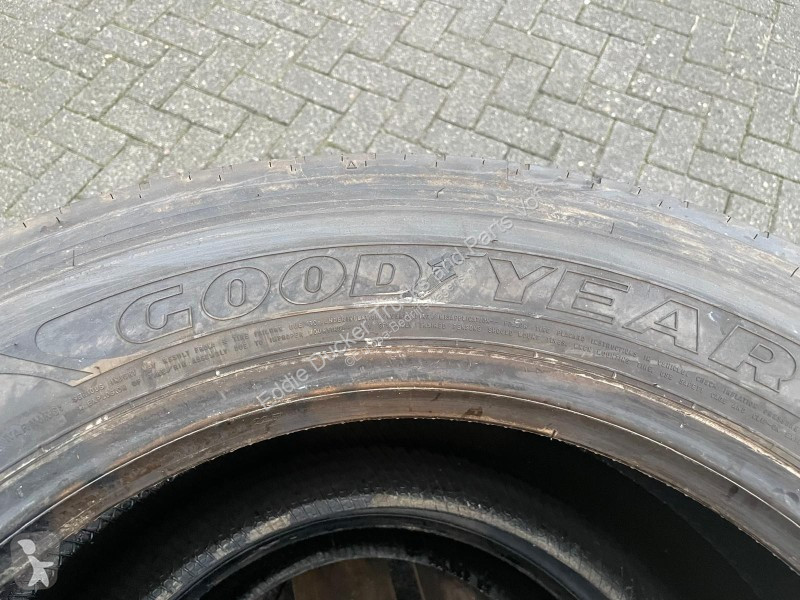 Furgoneta Goodyear KMAX S 375/45R22.5 SET