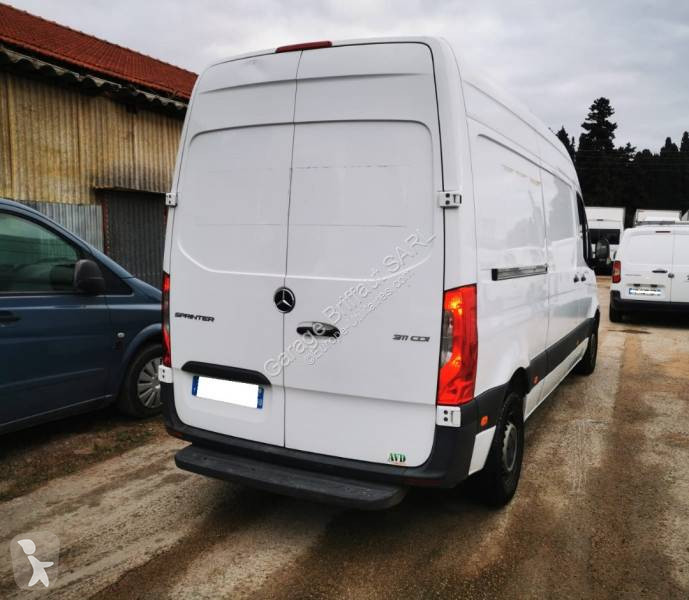 Véhicule utilitaire Mercedes