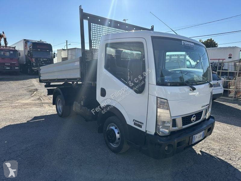 Furgoneta Nissan
