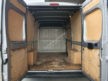 Fourgon long Citroën