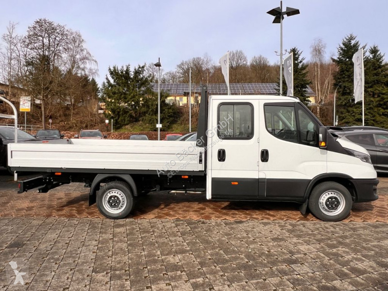 Furgoneta Iveco 35S14 EA8 D Pritsche Automatik