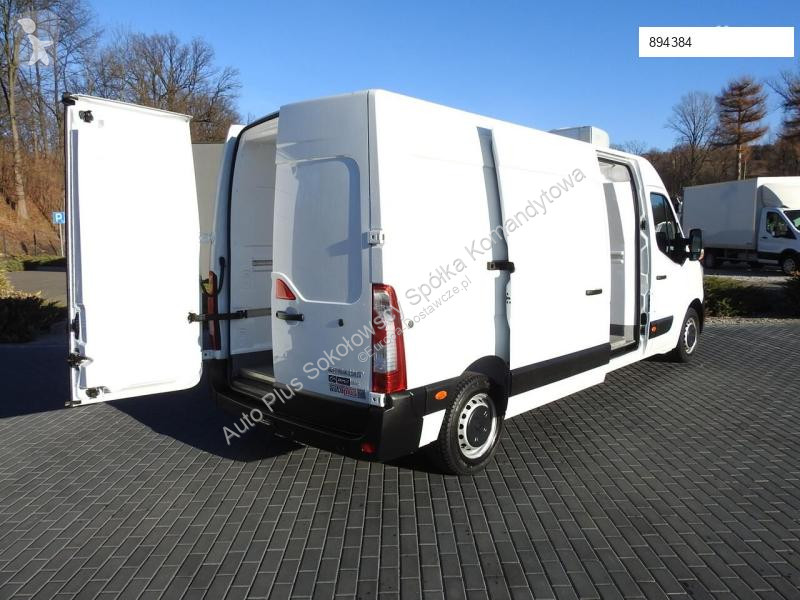 Autoutilitară Renault MASTER FURGON CHŁODNIA...