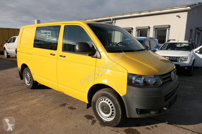 Véhicule utilitaire Volkswagen T5 Transporter...