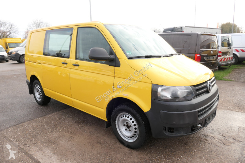 Véhicule utilitaire Volkswagen T5 Transporter...