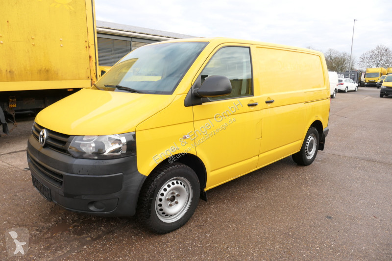 Véhicule utilitaire Volkswagen T5 Transporter...
