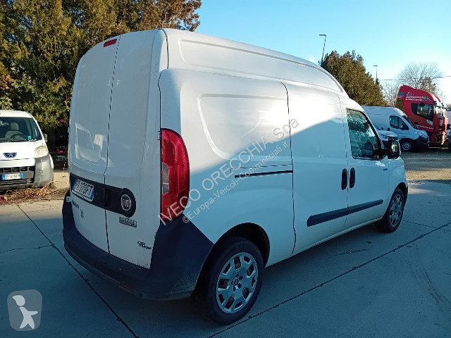 Autoutilitară Fiat DOBLO