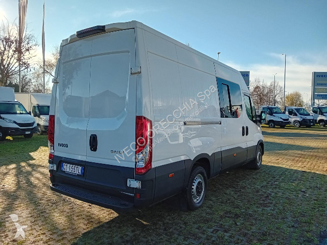 Veicolo commerciale Iveco DAILY 35S14 - 3520 - 6+1