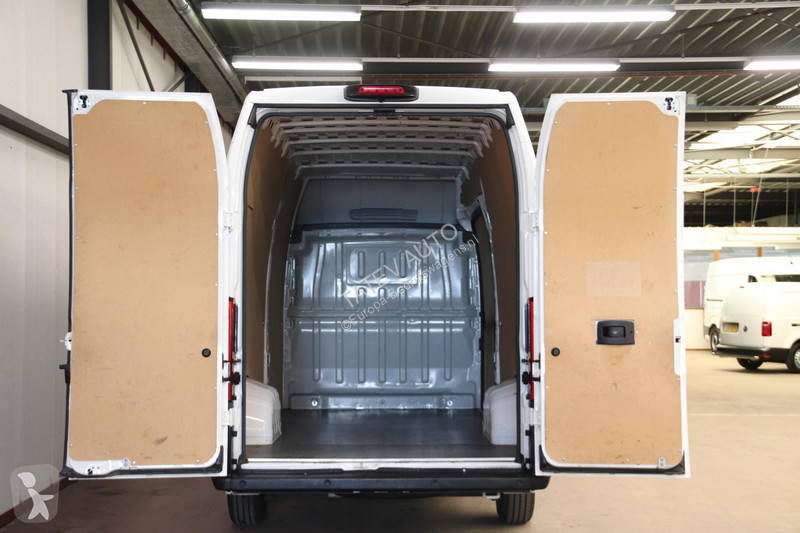 Veicolo commerciale Peugeot 140PK L4H3...