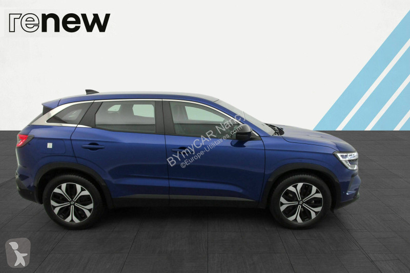 Veicolo commerciale Renault Austral mild hybrid...