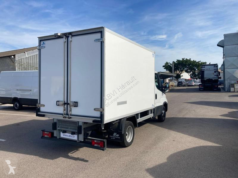 Furgoneta Iveco 35C18 FRIGO BOITE AUTO CLIM...