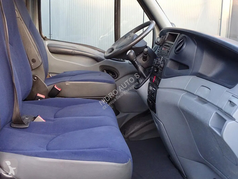 Furgoneta Iveco 35C18 BE TREKKER 3 ZITS EURO 5...