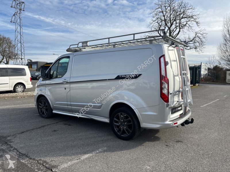 Véhicule utilitaire Ford 320 L1H1 2.0 EcoBlue...