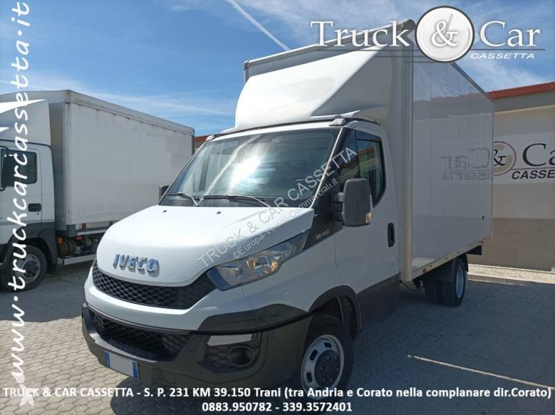 Used Iveco Daily cargo van 35C13 Diesel Euro 5 - n°10357743