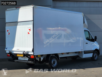 Fourgon utilitaire Mercedes