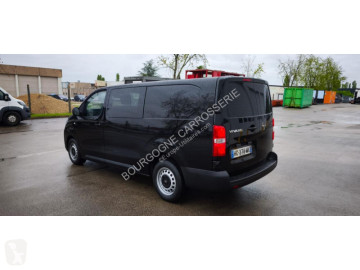 Caja cerrada Opel