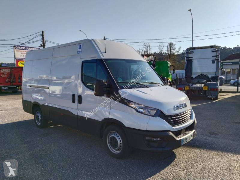 Furgoneta Iveco