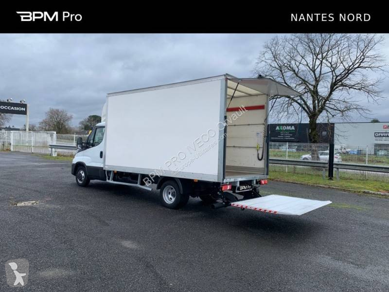 Furgoneta Iveco