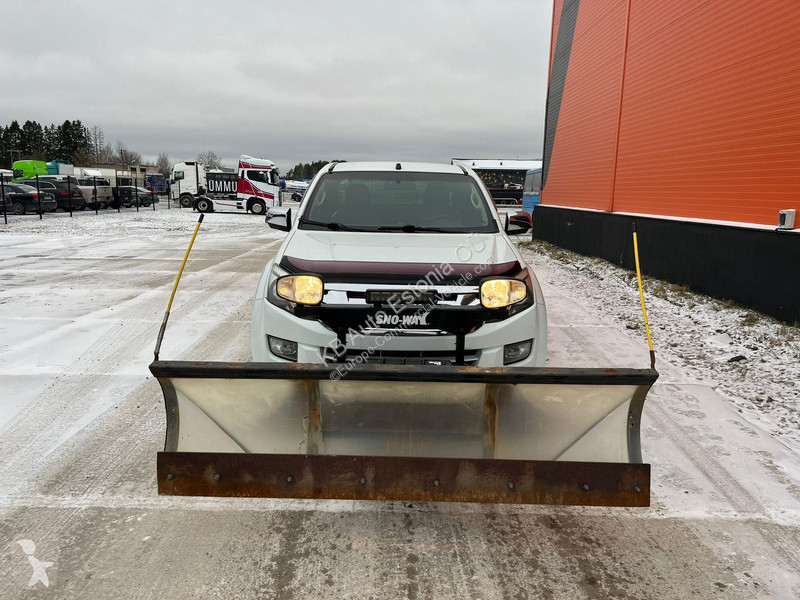 Nyttofordon Isuzu 4x4 SNOW PLOW & SPREADER D-max