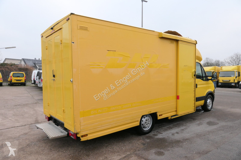 Autoutilitară Iveco Daily 35 S11 C30C AUTOMATIK...
