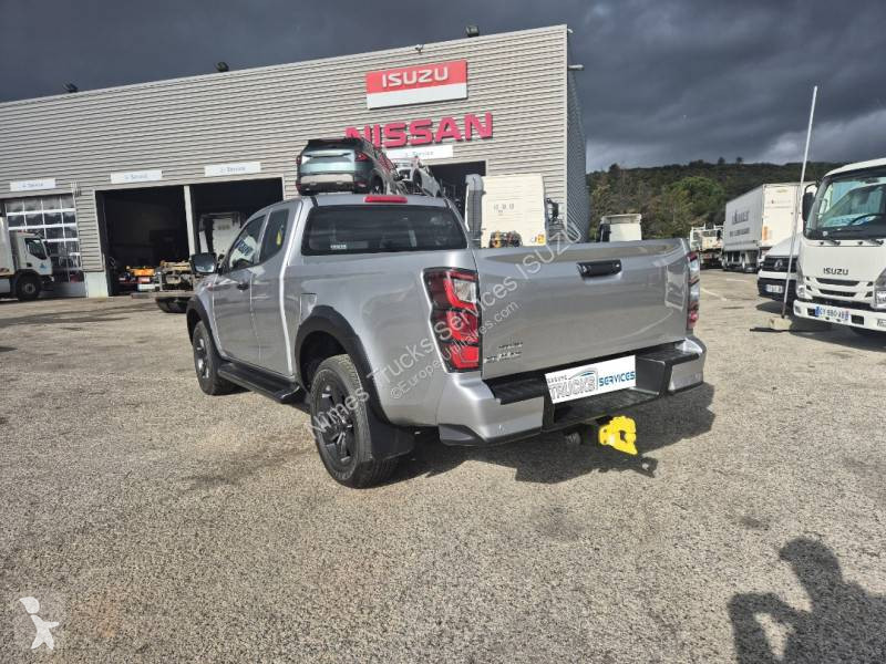 Furgoneta Isuzu