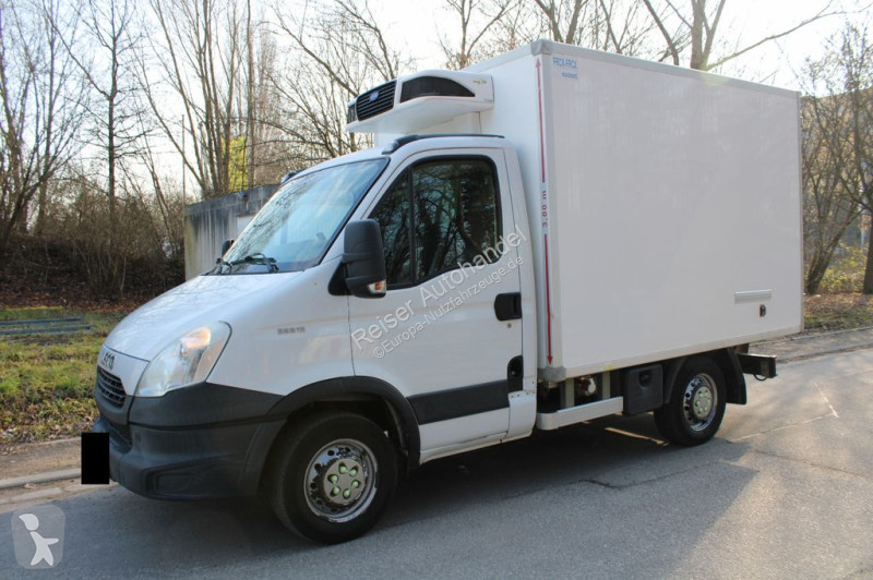 Véhicule utilitaire Iveco 35s13 Kühlkoffer...