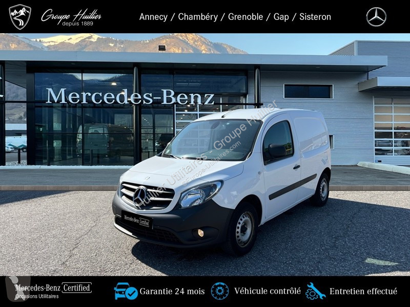 Véhicule utilitaire Mercedes 111 CDI Fg Long