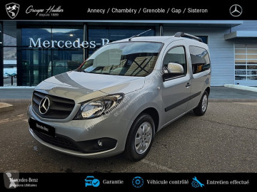Furgoneta Mercedes