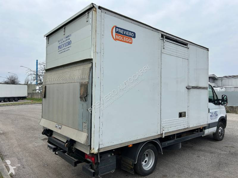 Véhicule utilitaire Iveco