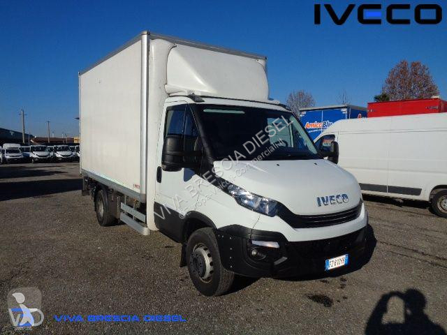 Veicolo commerciale Iveco DAILY