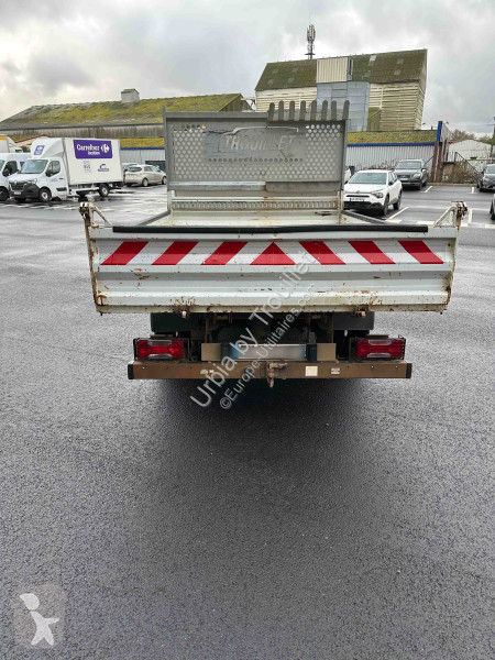 Veículo utilitário Iveco RJ 130 CV COFFRE A...