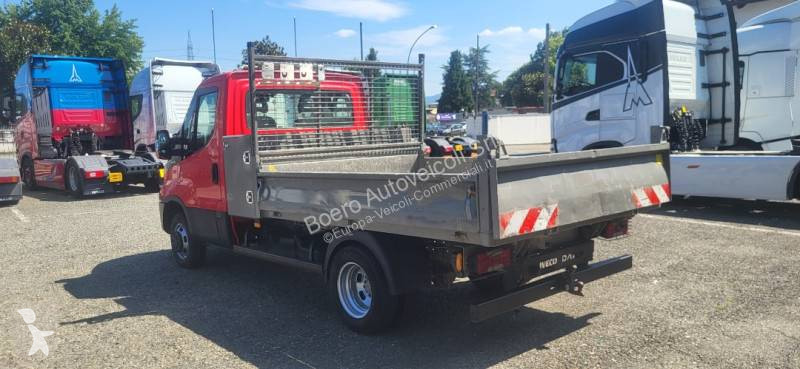 Furgoneta Iveco