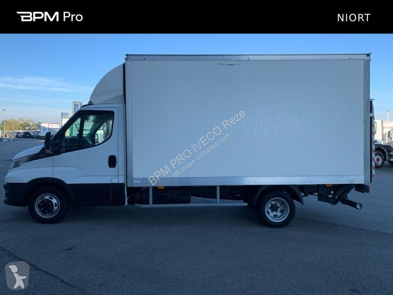 Véhicule utilitaire Iveco CCb 35C16H3.0 /...