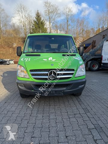 Autoutilitară Mercedes...