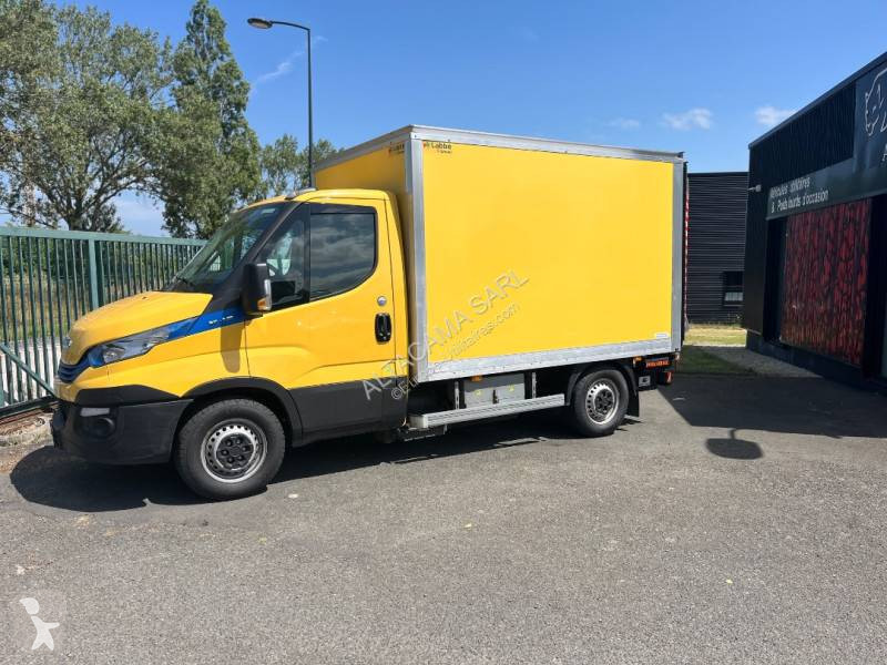 Furgoneta Iveco