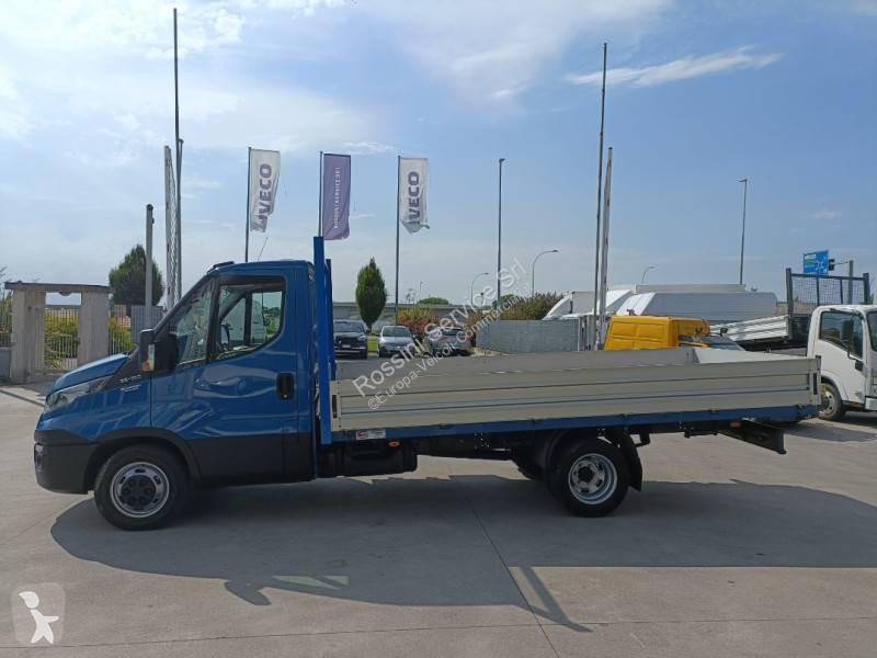 Furgoneta Iveco