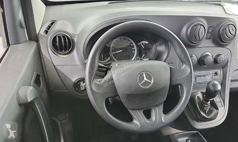 Véhicule utilitaire Mercedes 108 CDI LONG