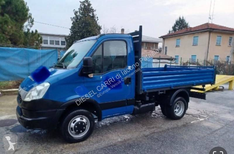 Autoutilitară Iveco